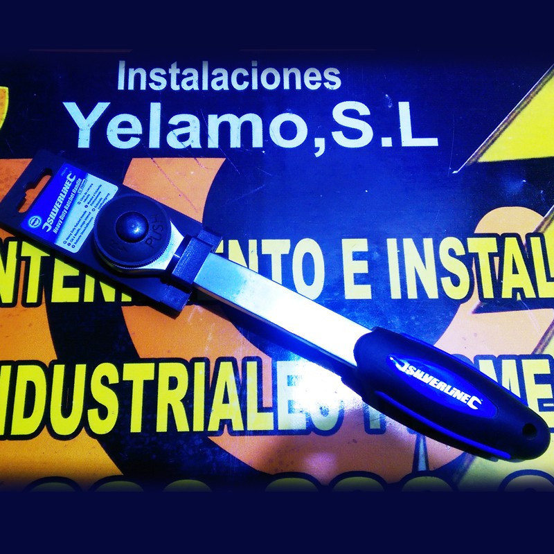 Llave carraca grande