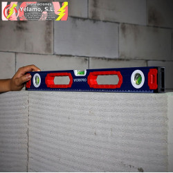 NIVEL CON BASE MÁGNETICA 60cm WORKPRO